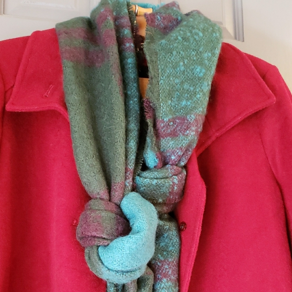 Barneys New York Green Multi Scarf - Picture 5 of 6